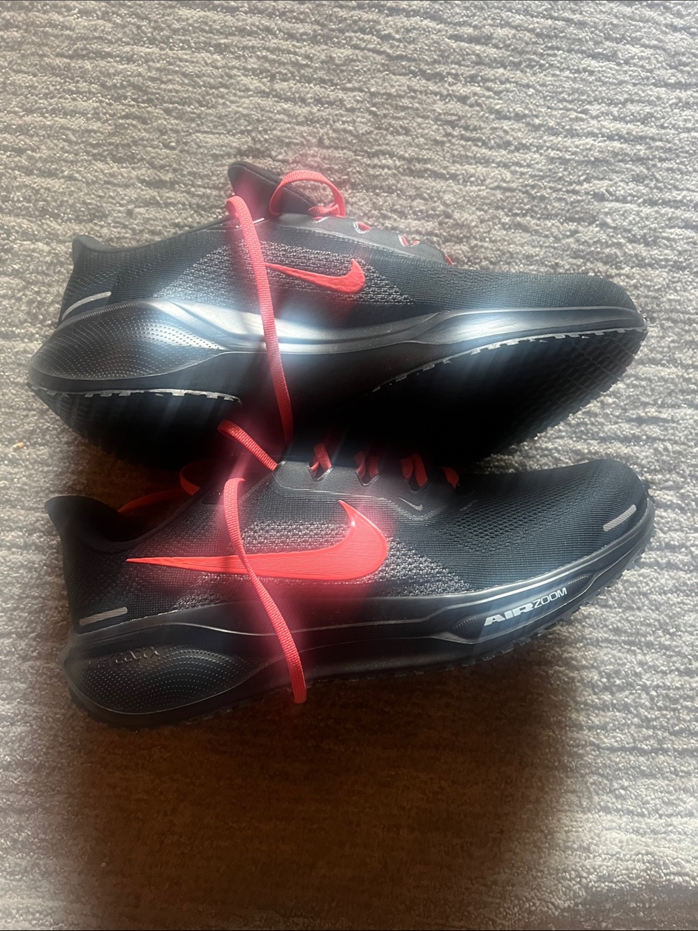 Nike Men’s Running Shoes in Black with Bright Red Swoosh